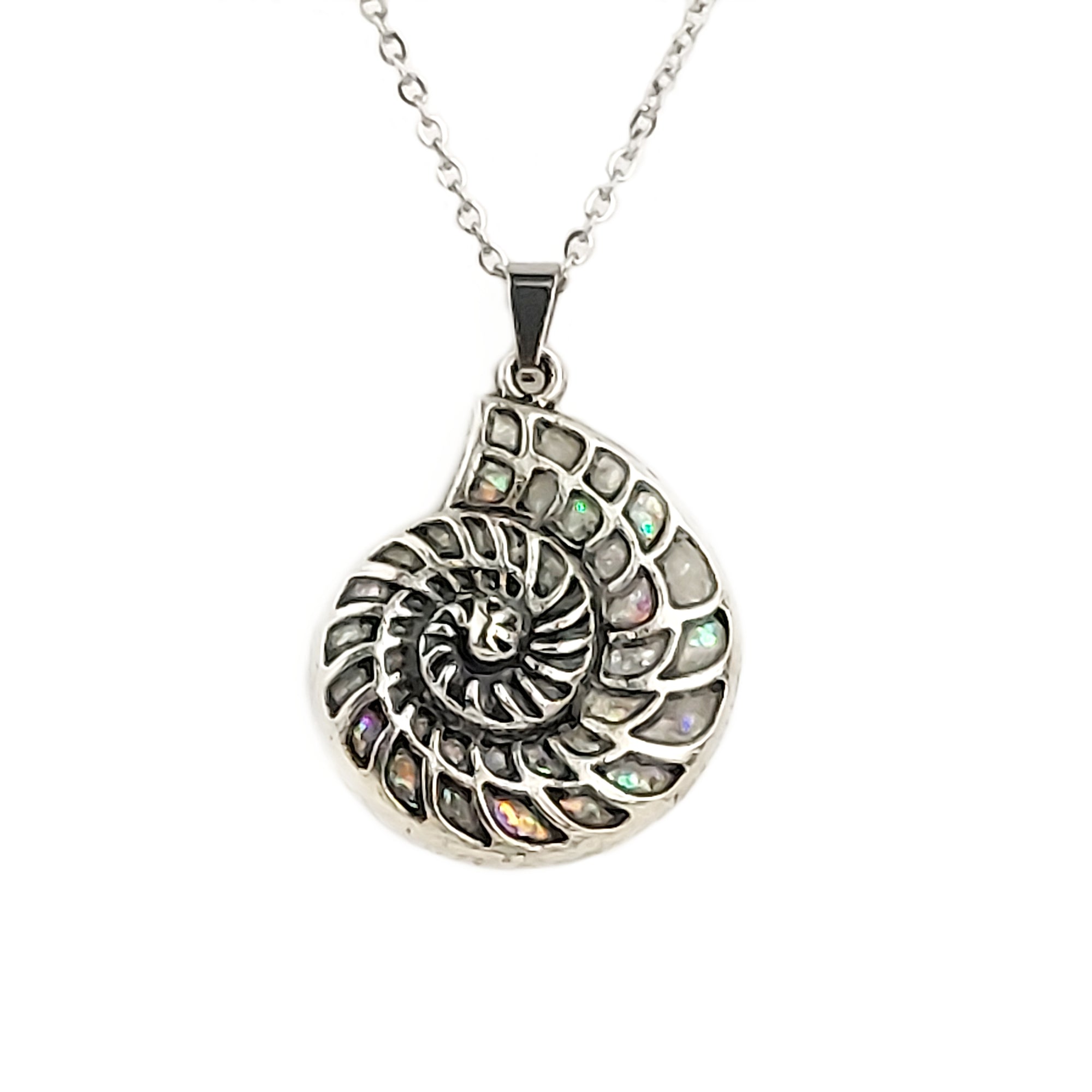 Sparkle Inlay Nautilus Shell Necklace