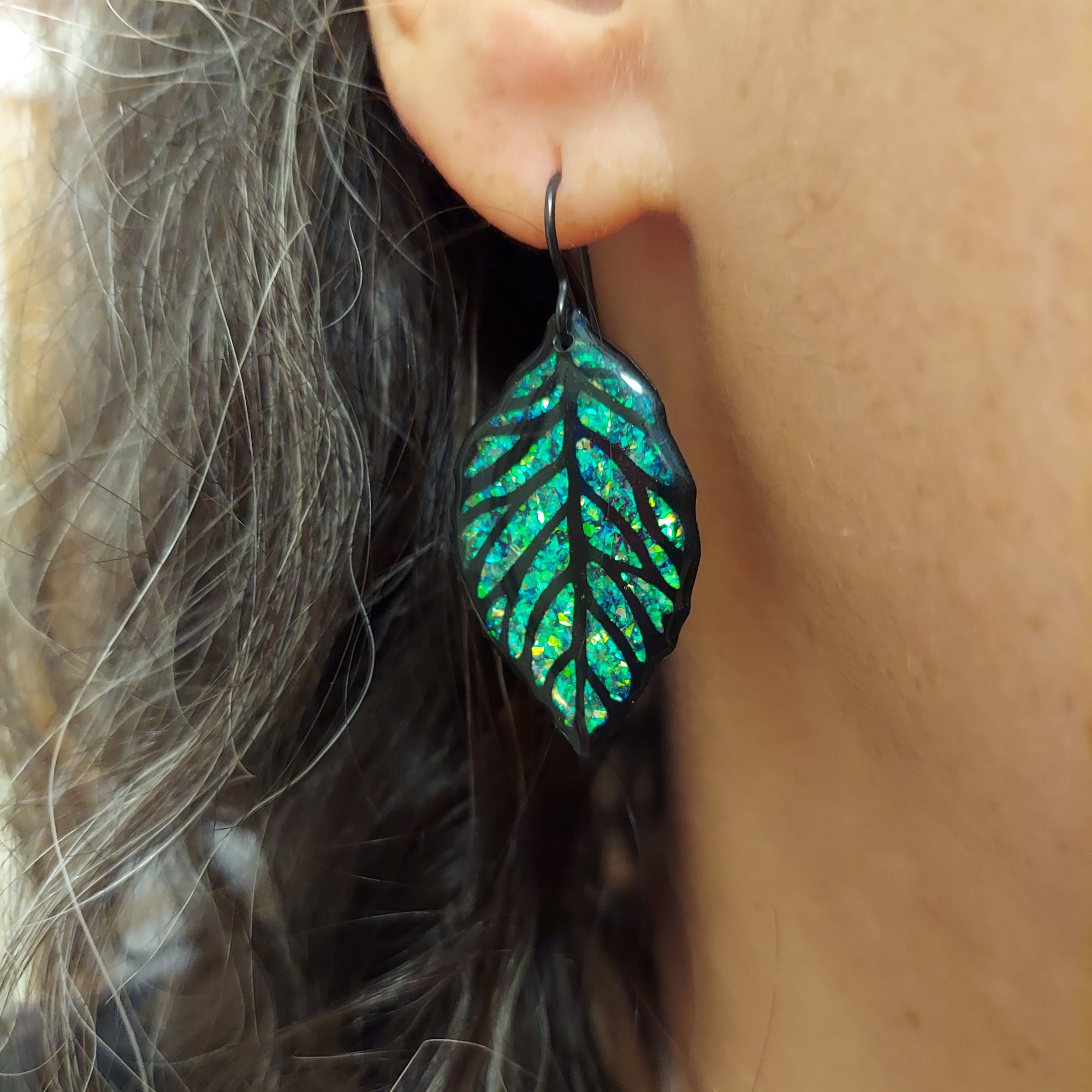Lightweight Sparkle Leaf Earrings